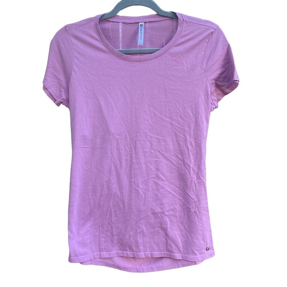 FABLETICS OPEN BACK TEE - Picture 1 of 4